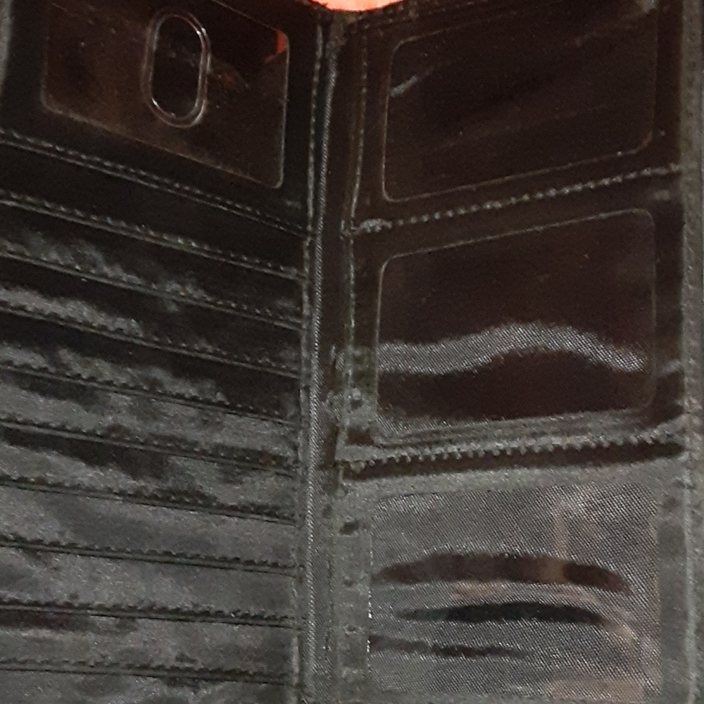 Wallet - Picture 2 of 3
